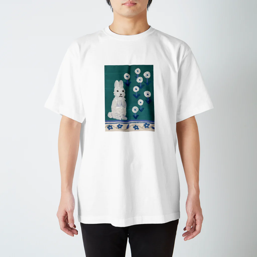 zimei-diary の白いうさぎと白い花畑 スタンダードTシャツ