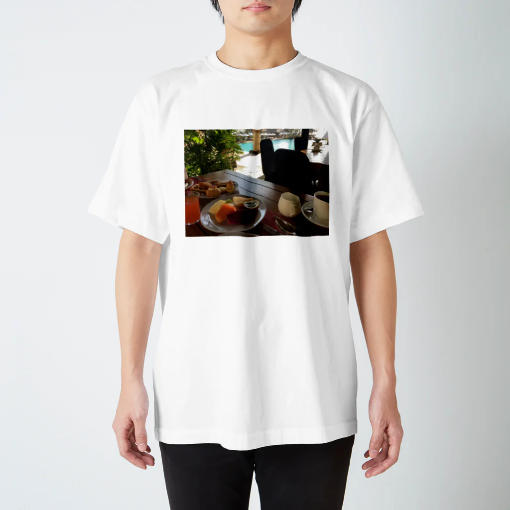 Junki  Kandaの朝食T スタンダードTシャツ