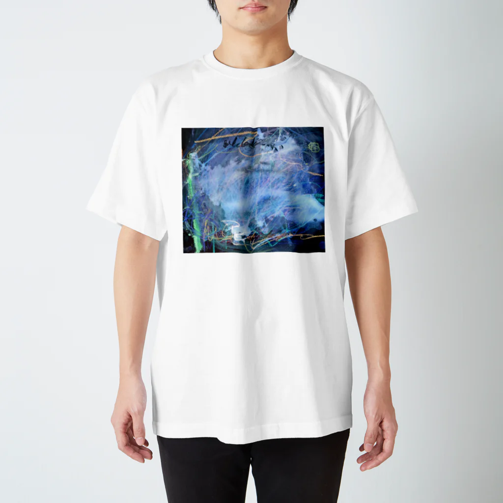 体育館、ぽつんと祖母。のTU[『目瞑って描いたやつ』 スタンダードTシャツ