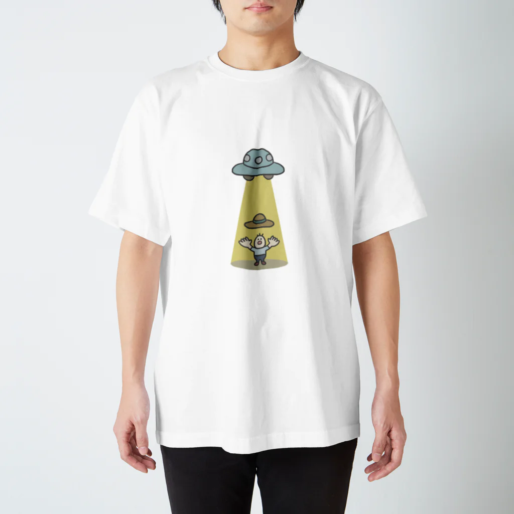 黒ずくめのポメラニアンの麦わらをさらうUFO スタンダードTシャツ