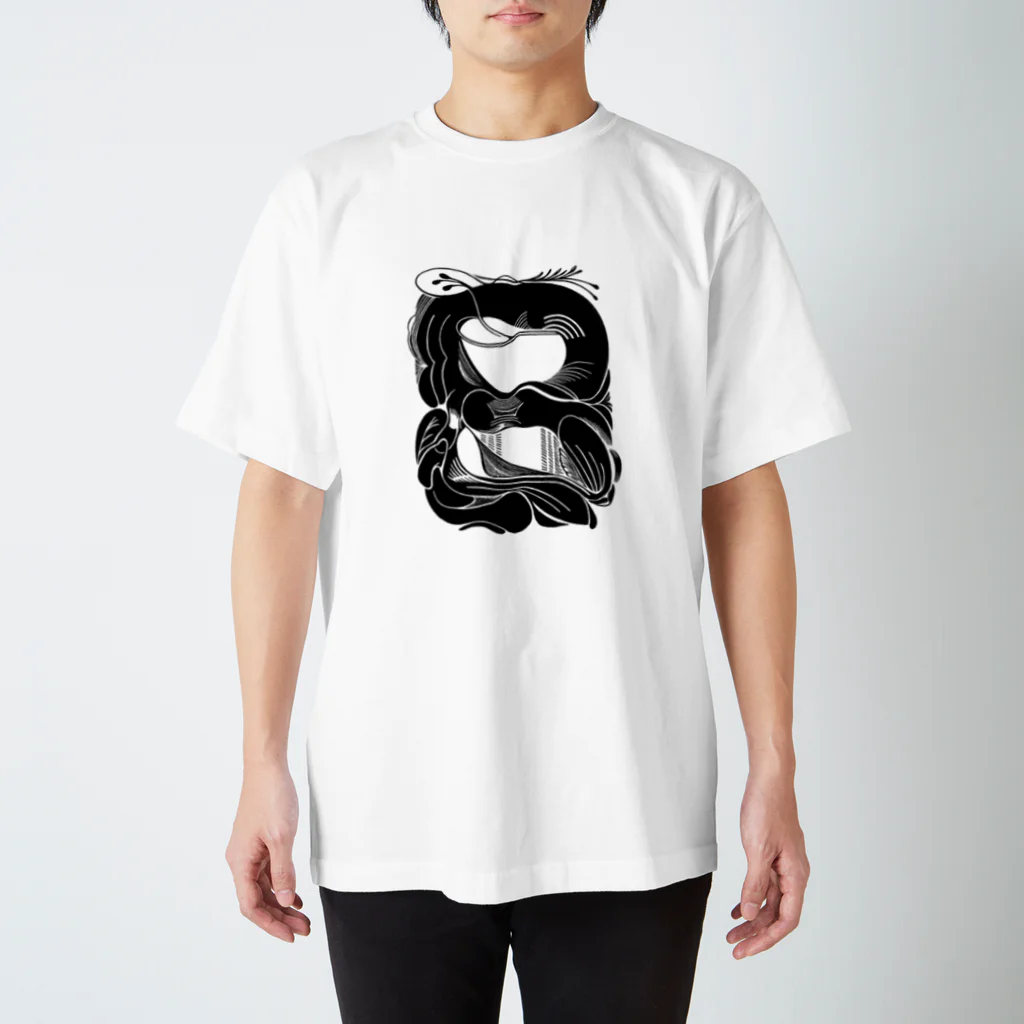 前野めりのNo.8 Regular Fit T-Shirt