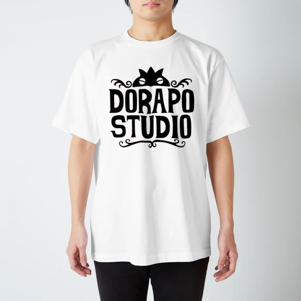 『ドラゴンポーカー』期間限定ショップのドラポスタジオTシャツ（ロゴ黒） スタンダードTシャツ