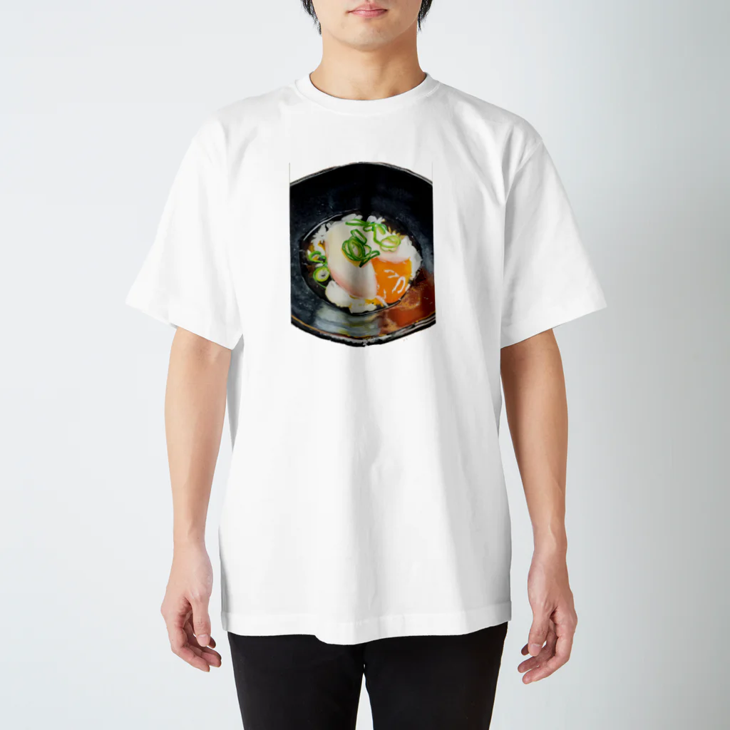 山田の飯画屋。の飯画 温玉 Regular Fit T-Shirt