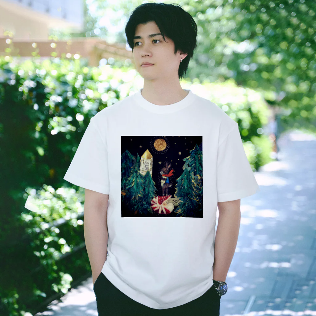 mannenRouの岬森のうさぎ Regular Fit T-Shirt
