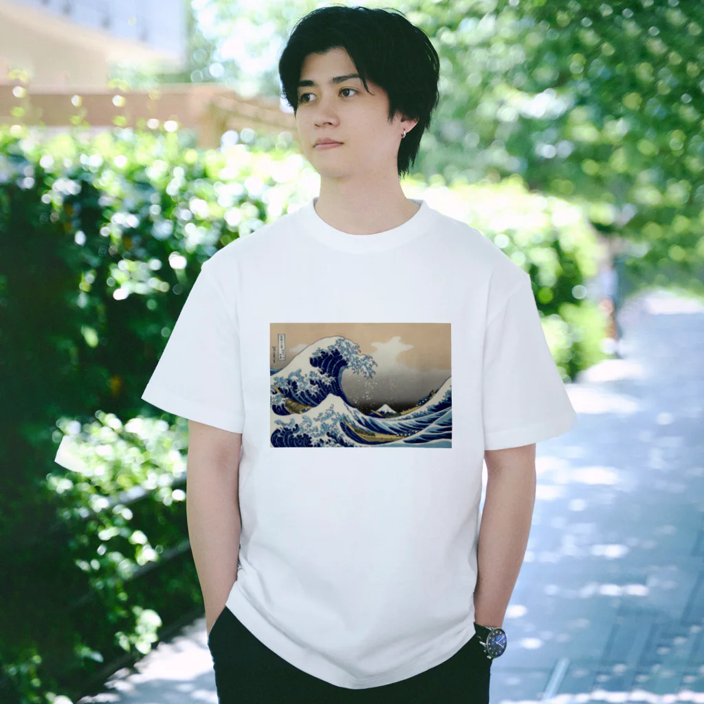 Dartroomの富嶽三十六景　神奈川沖浪裏　葛飾北斎 Regular Fit T-Shirt