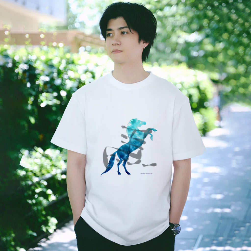Blue Iris ﾌﾞﾙｰｱｲﾘｽの幸運の左馬 Regular Fit T-Shirt