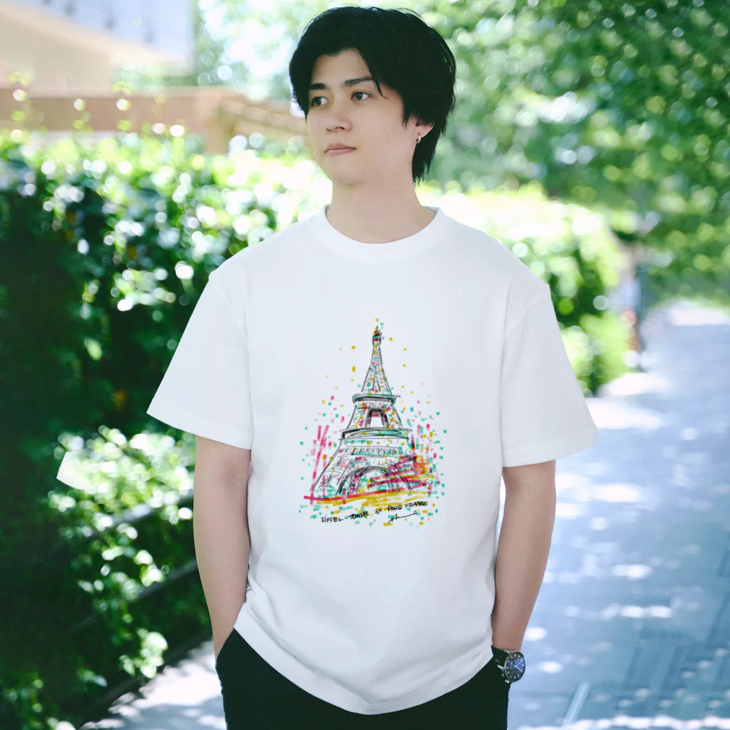 Aki Kuboki ONLINE SHOPの初恋のエッフェル塔 Regular Fit T-Shirt