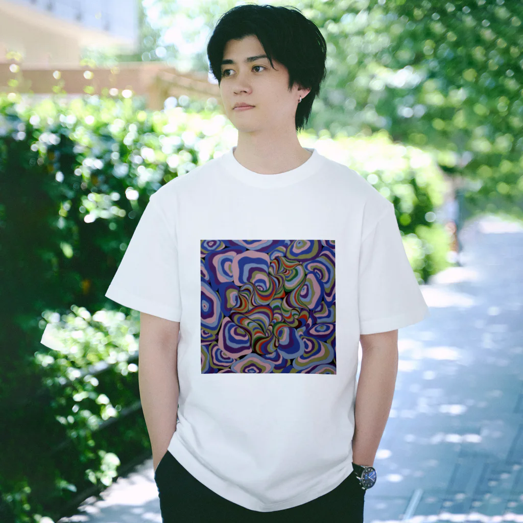watashi alienのMOYOU Regular Fit T-Shirt