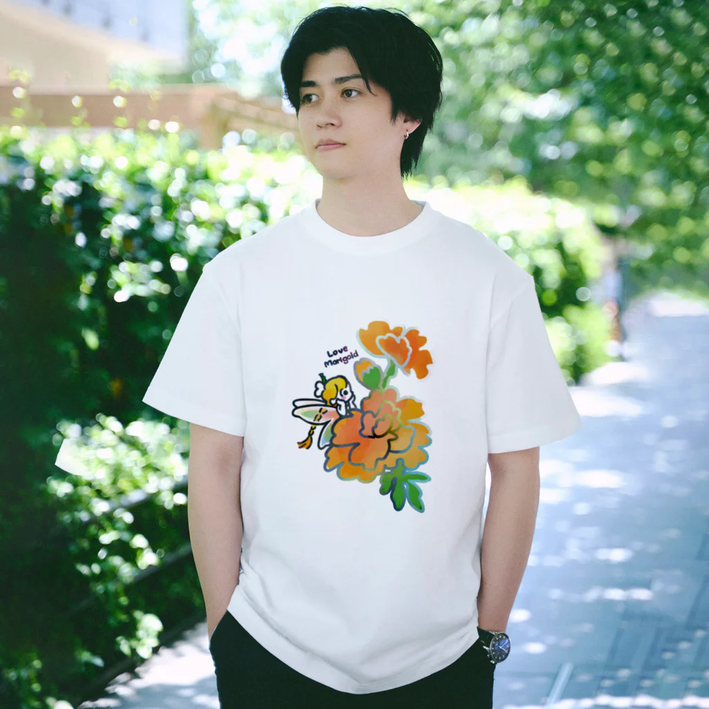 おはぎ屋の妖精とマリーゴールド Regular Fit T-Shirt