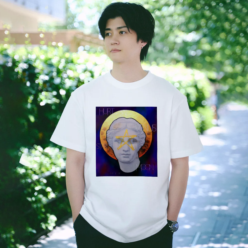 WhoAreYukoの傷つけるヴィーナス Regular Fit T-Shirt