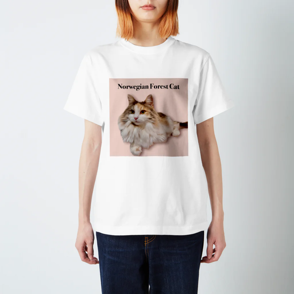 ノルウェージャンフォレストキャットのNANAのノルウェージャンフォレストキャット スタンダードTシャツ