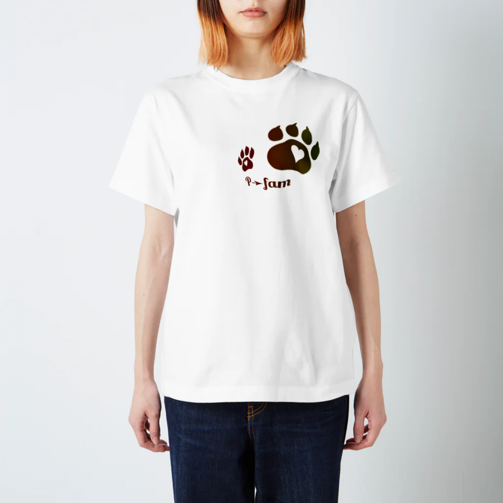 P➛fam.comのP➛KUMAちゃん Regular Fit T-Shirt