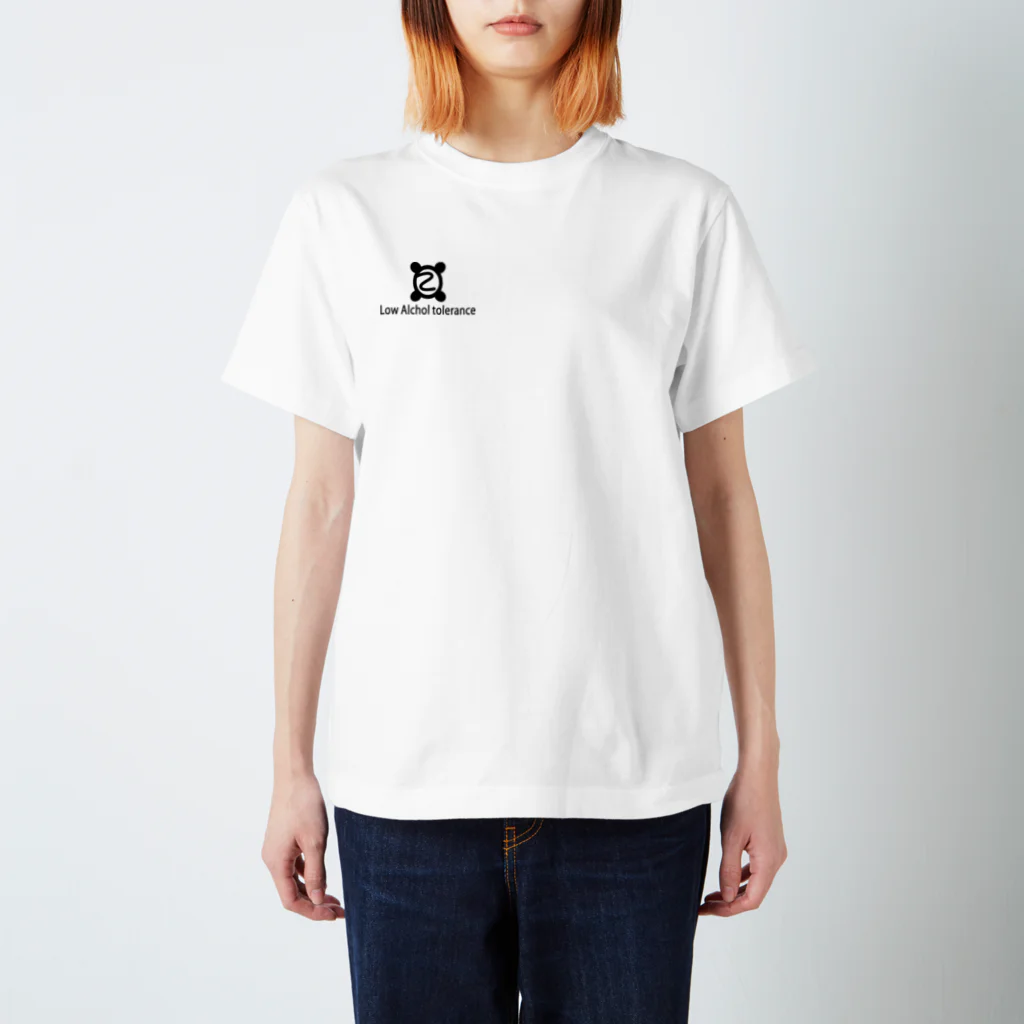 ロウアルコールトレランスのLow Alchol tolerance 英語ロゴver. Regular Fit T-Shirt