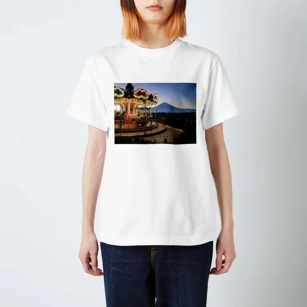 Un-Obliviateの甘い夕景が包む空気で スタンダードTシャツ