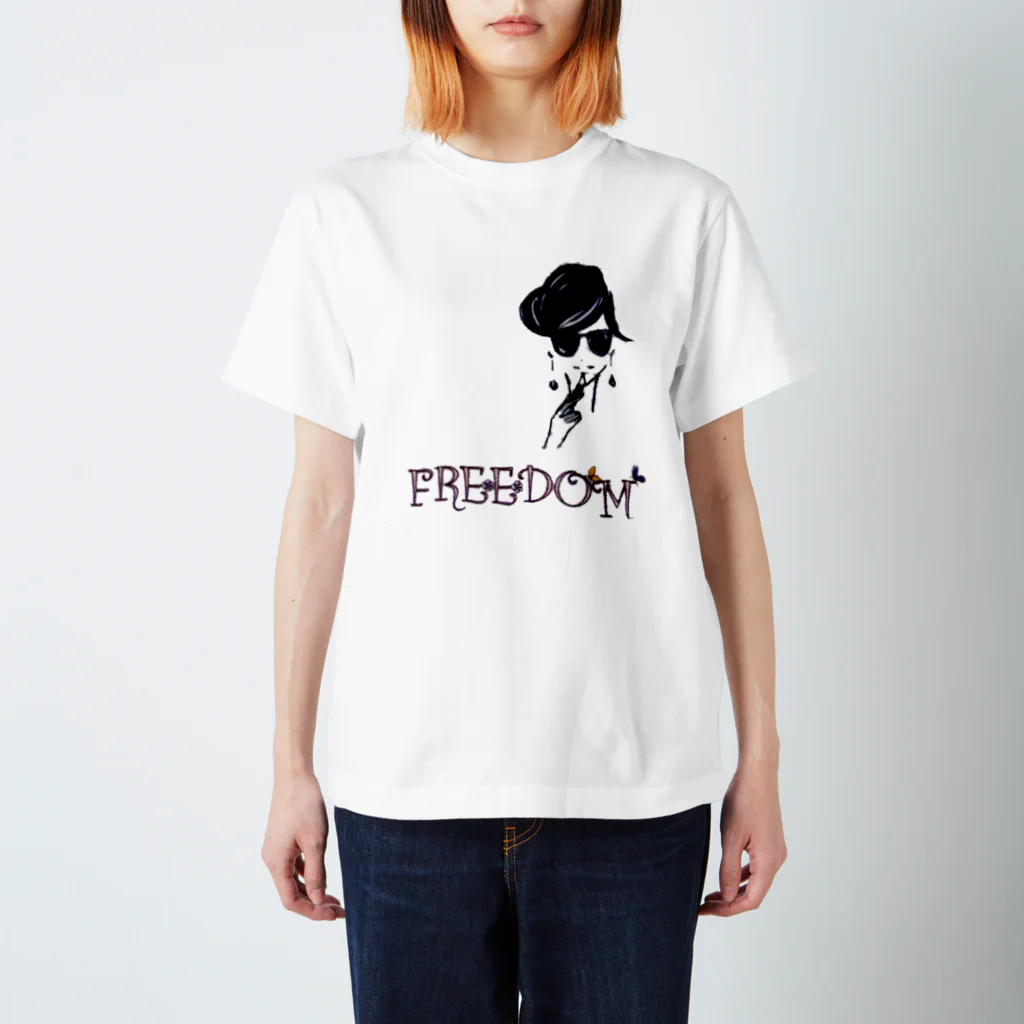 FREEDOM_K_のFREEDOM　Paris女子 Regular Fit T-Shirt