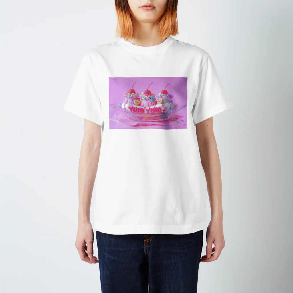 fancy fake sweets Marianne☆のバナナスプリット🍌🍨🍌 スタンダードTシャツ