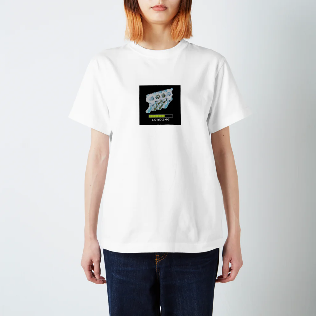 Mioluckypinkyの充電中　猫　 Regular Fit T-Shirt