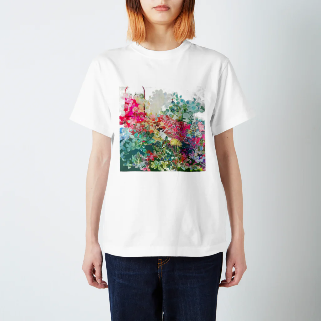 キエ＊カラフルの足もとの花園 Regular Fit T-Shirt