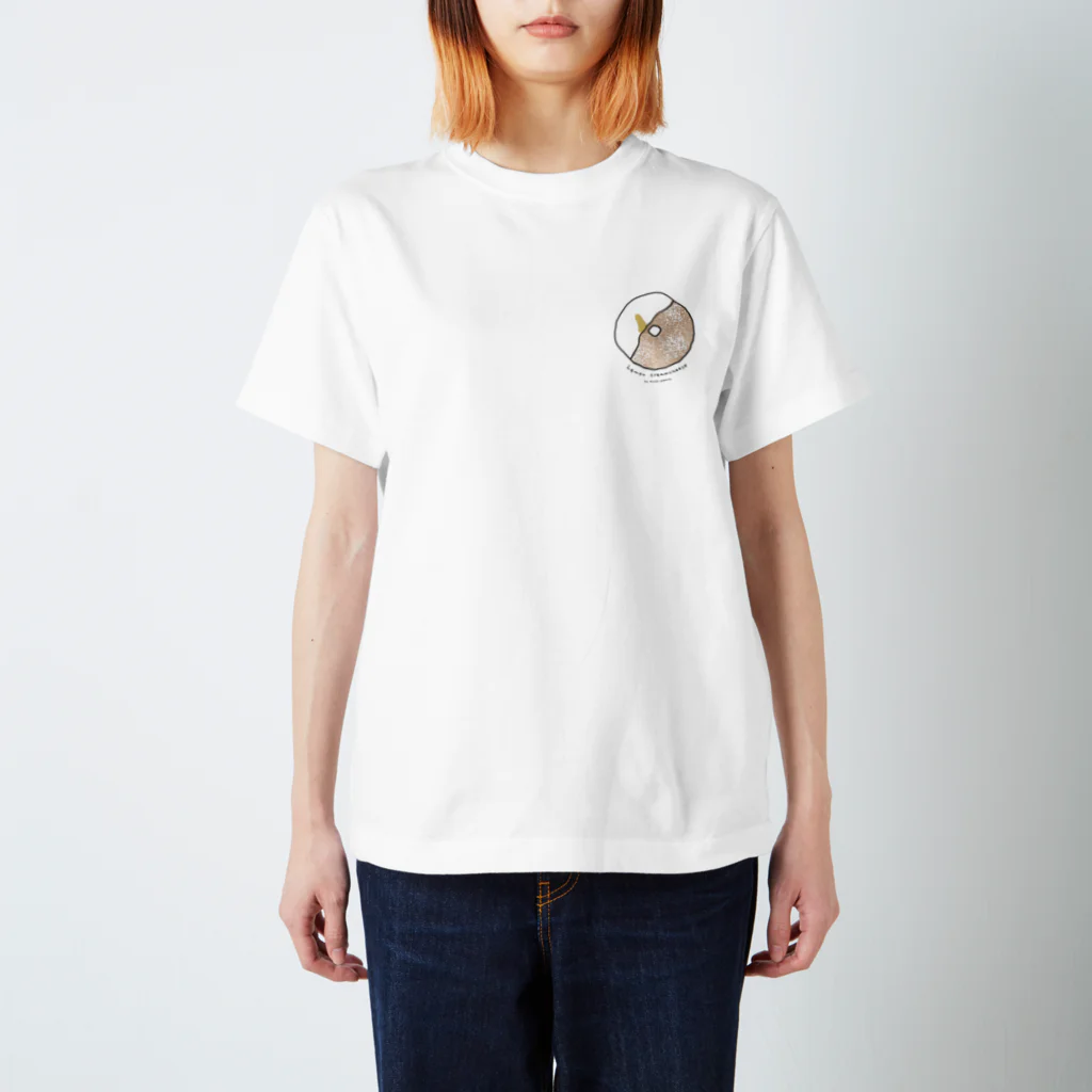ミサキドーナツ 公式 SUZURI店のレモンクリームチーズ(黒文字) Regular Fit T-Shirt