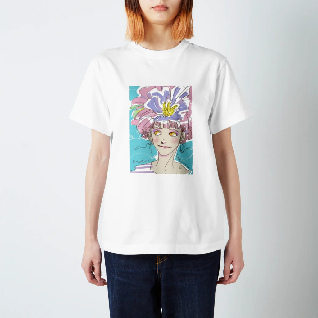 笑い猫堂SUZURI店のお花な彼女 スタンダードTシャツ