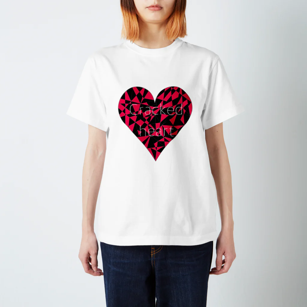 夢見ゆらの架空屋さんのCracked heart/PINK Regular Fit T-Shirt