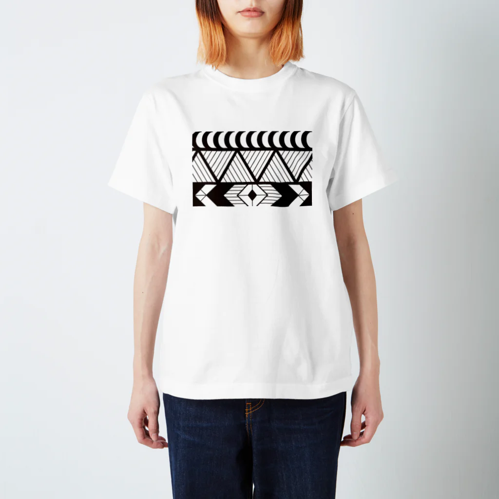 mutlulukのトライバル柄 Regular Fit T-Shirt