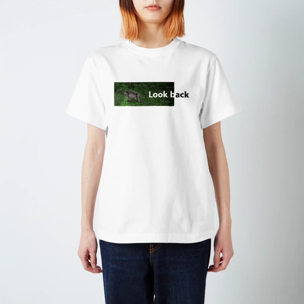 ヴルペス工房のMACAQUE -Look back-  スタンダードTシャツ