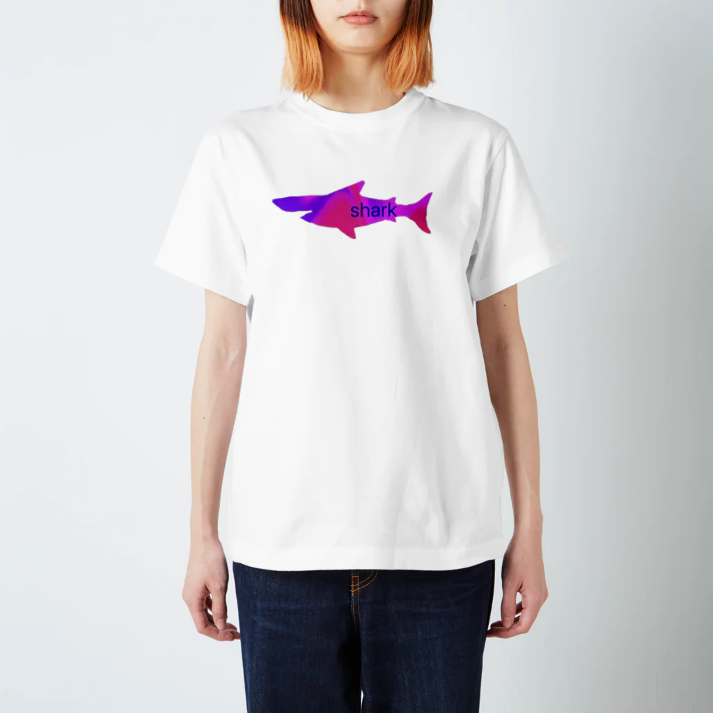 SakuraのRainbow sharks スタンダードTシャツ