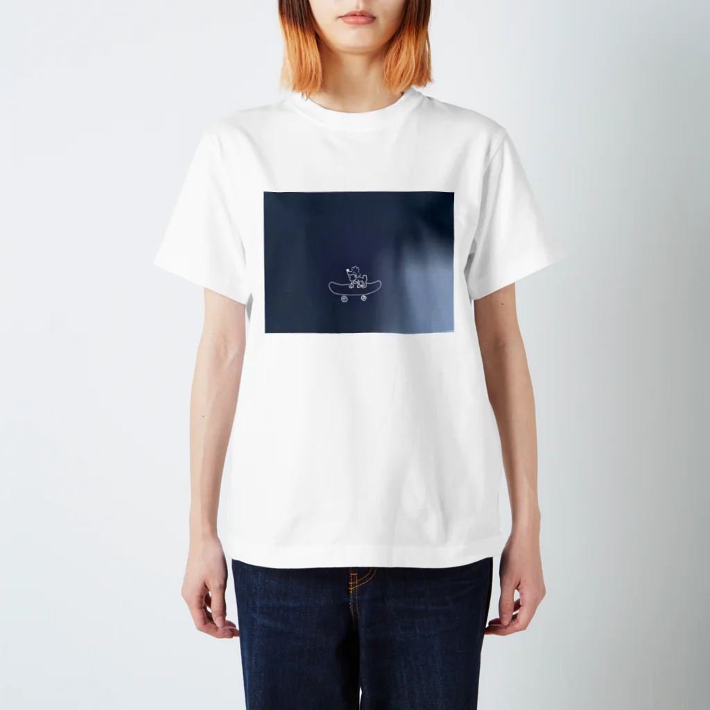 シルクアンドレッドのスケボークッキーちゃん Regular Fit T-Shirt