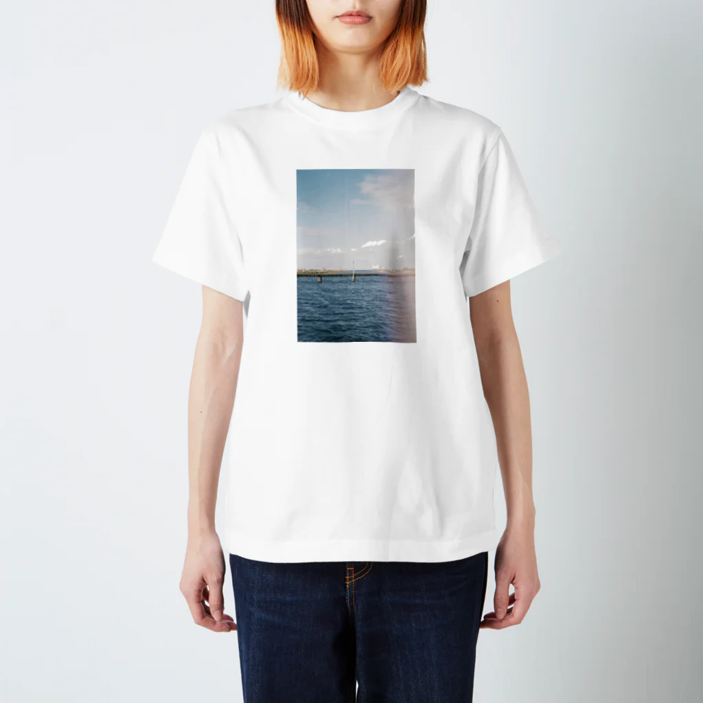 nerukotoの境界線 Regular Fit T-Shirt