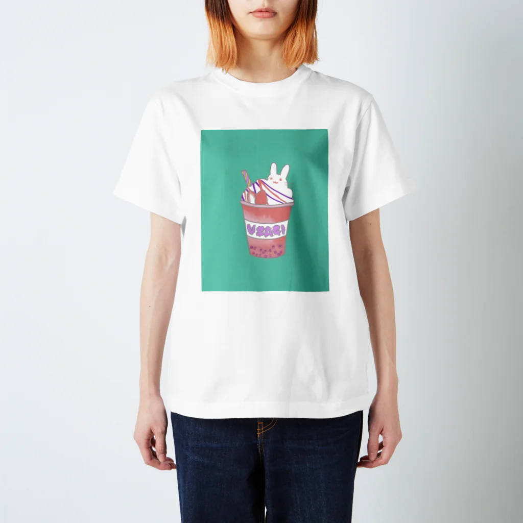 ウサトリエのうさぎcafeーいちごー Regular Fit T-Shirt