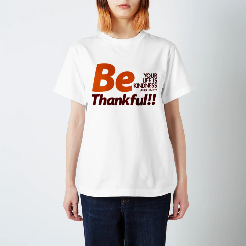 plusworksのBe Thankful Regular Fit T-Shirt