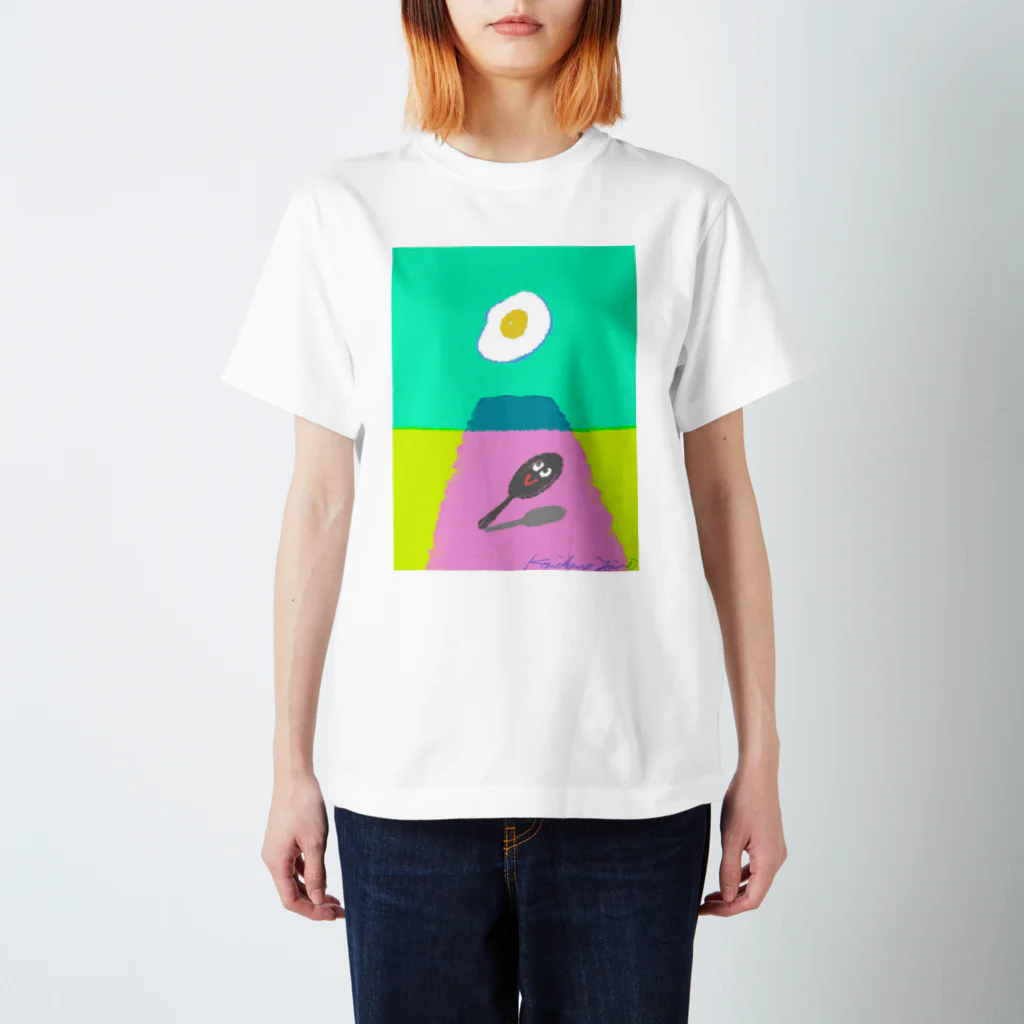 コウイカの遠い目のSUNNY SIDE UP Regular Fit T-Shirt