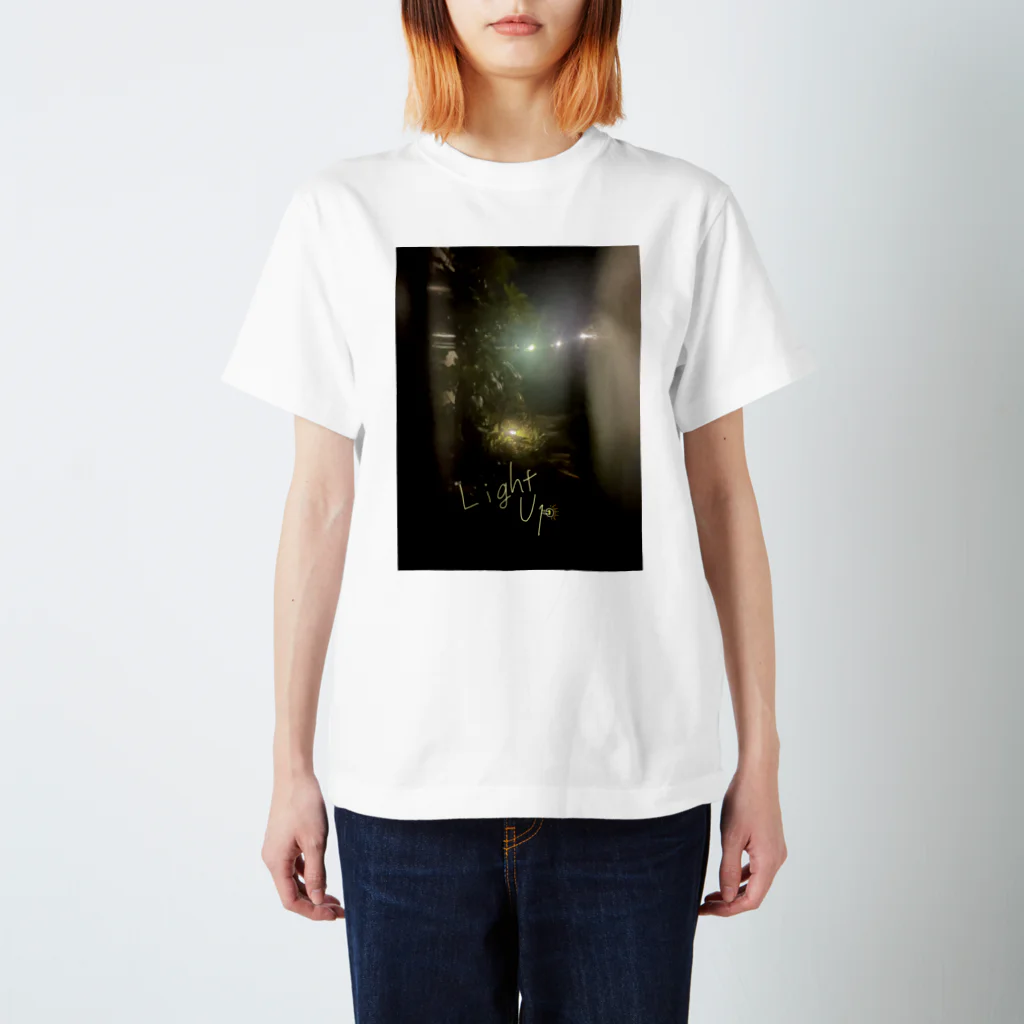 海の武士(かいすぃー)マーケットのあなたを照らすシャツ"Light Up" Regular Fit T-Shirt