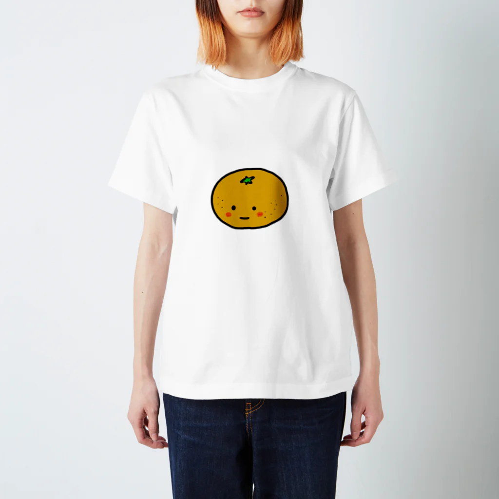 はつかだいこんのそばかすみかんちゃん Regular Fit T-Shirt