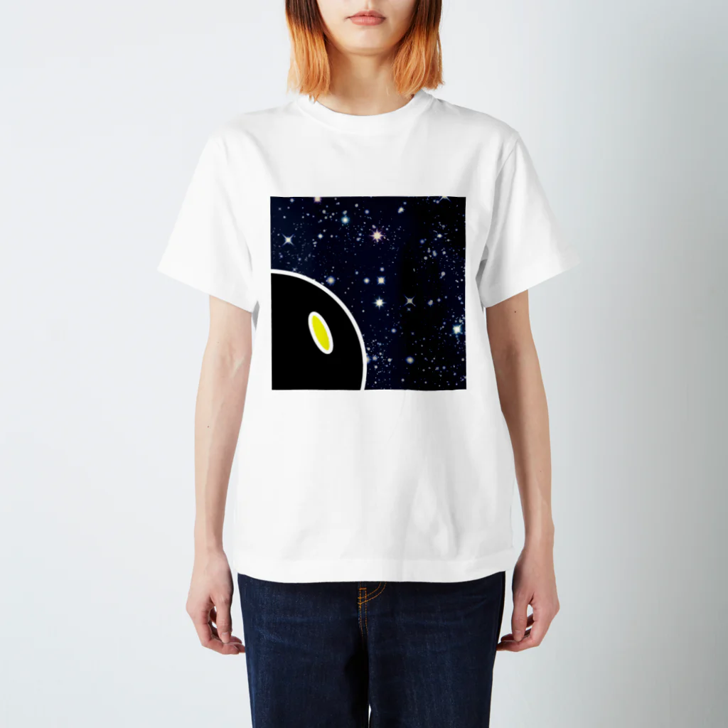 なみちどりの夜空を見つめる顔 スタンダードTシャツ