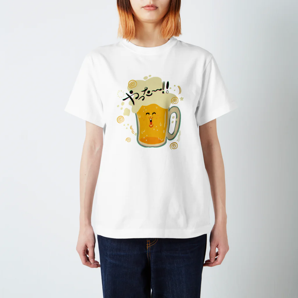 愉快レトロ雑貨屋★39太郎のやった〜★ビール君 Regular Fit T-Shirt