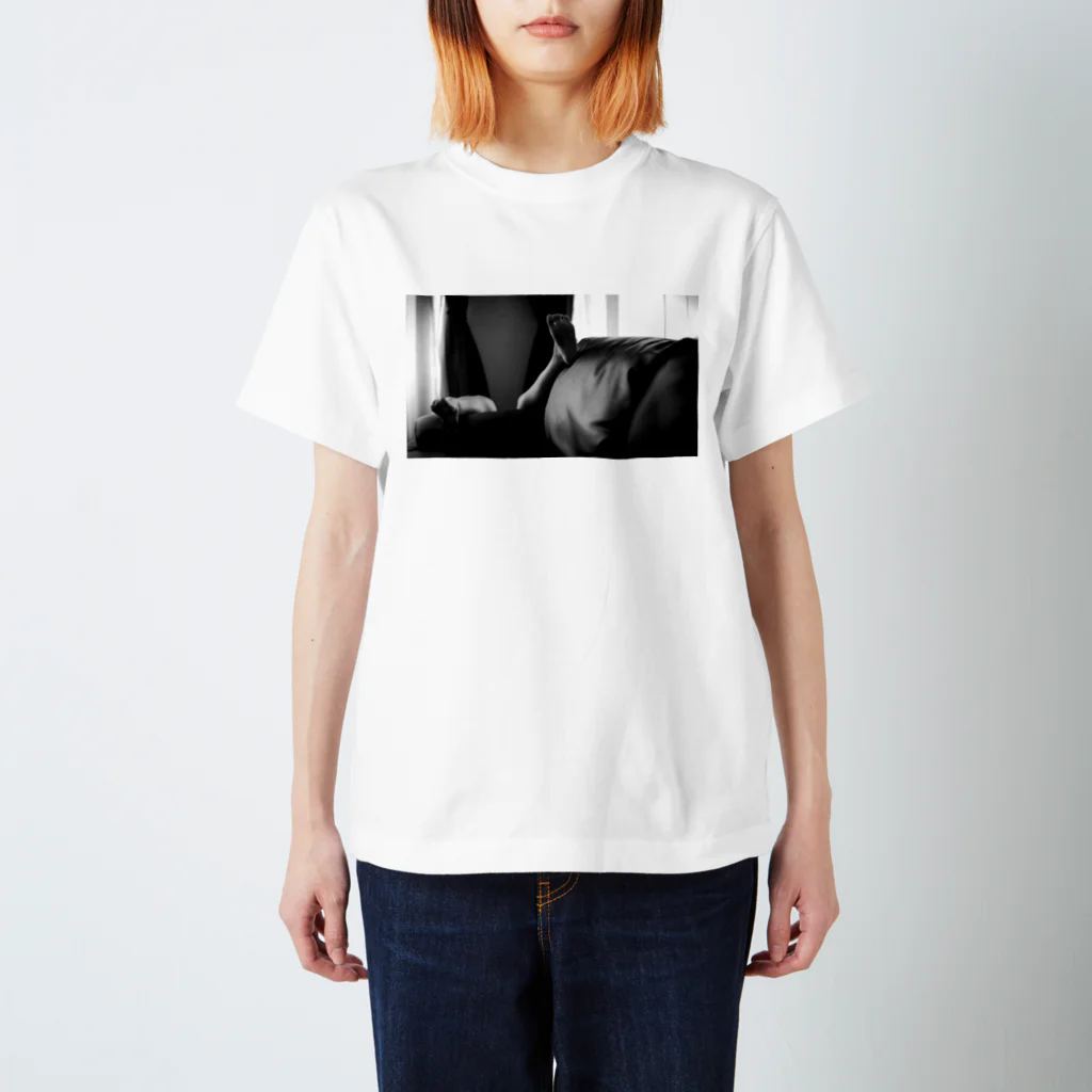 やすいきしょーの「早春/想い出」 Regular Fit T-Shirt