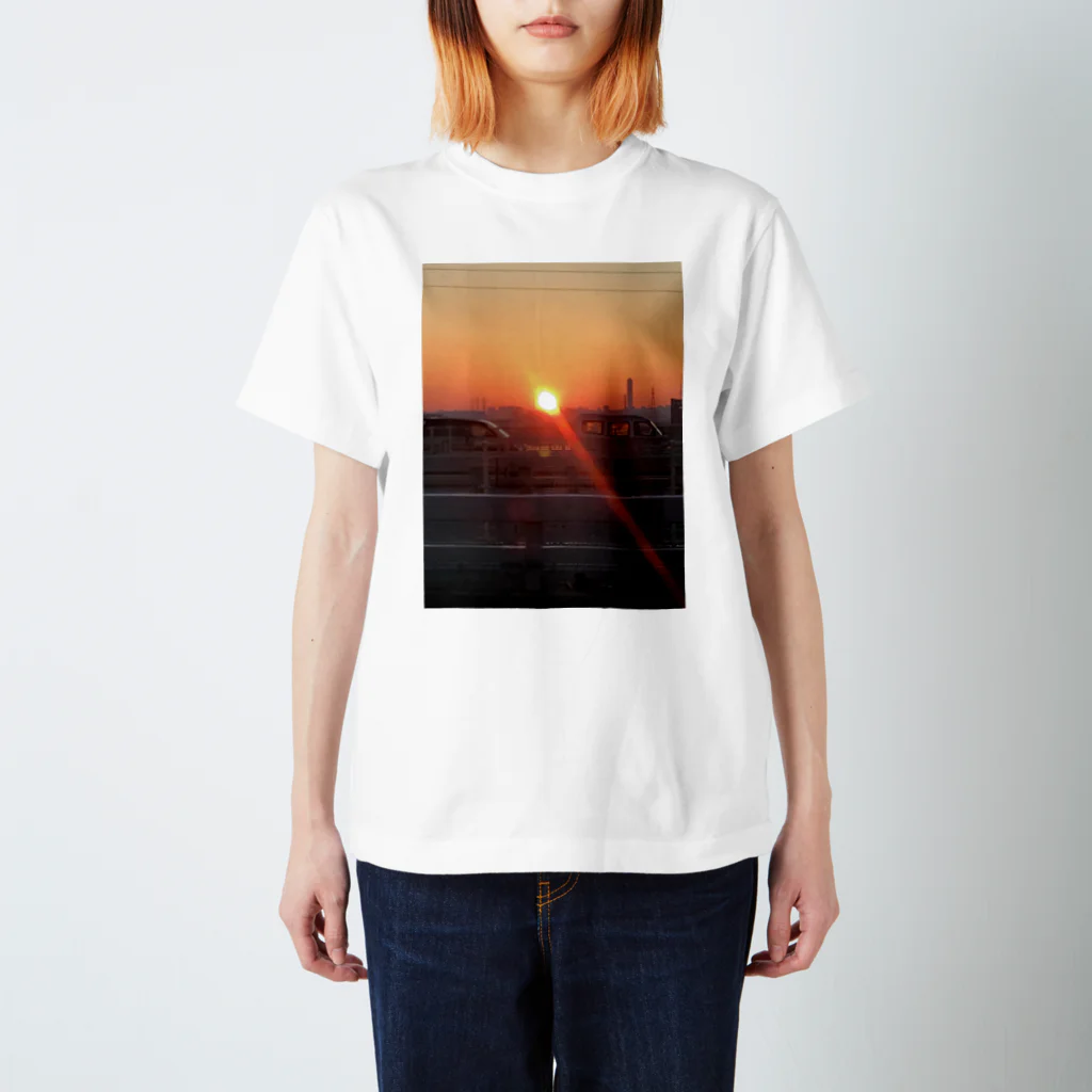 ヤバイ洋服屋さんの夕陽Tシャツ スタンダードTシャツ