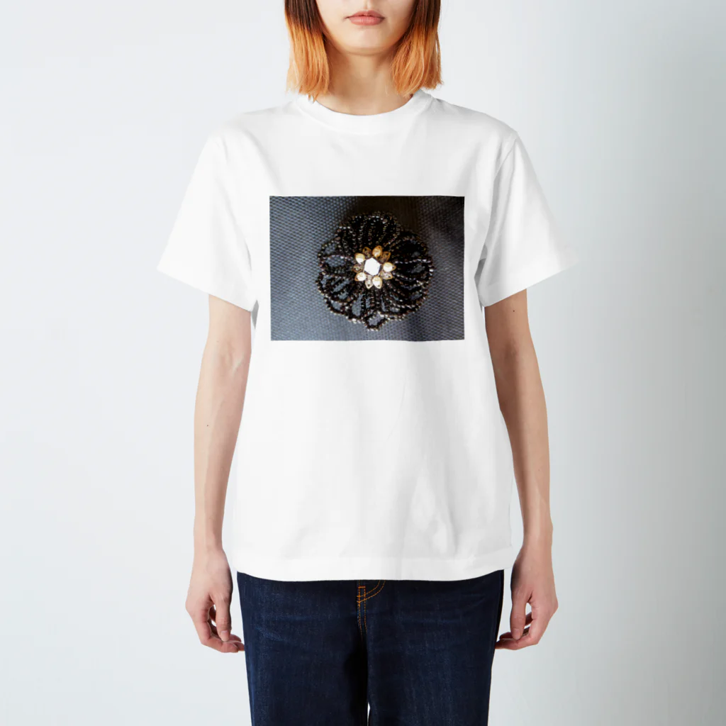 Dreamscape(LUNA)のブラックビューティー Regular Fit T-Shirt