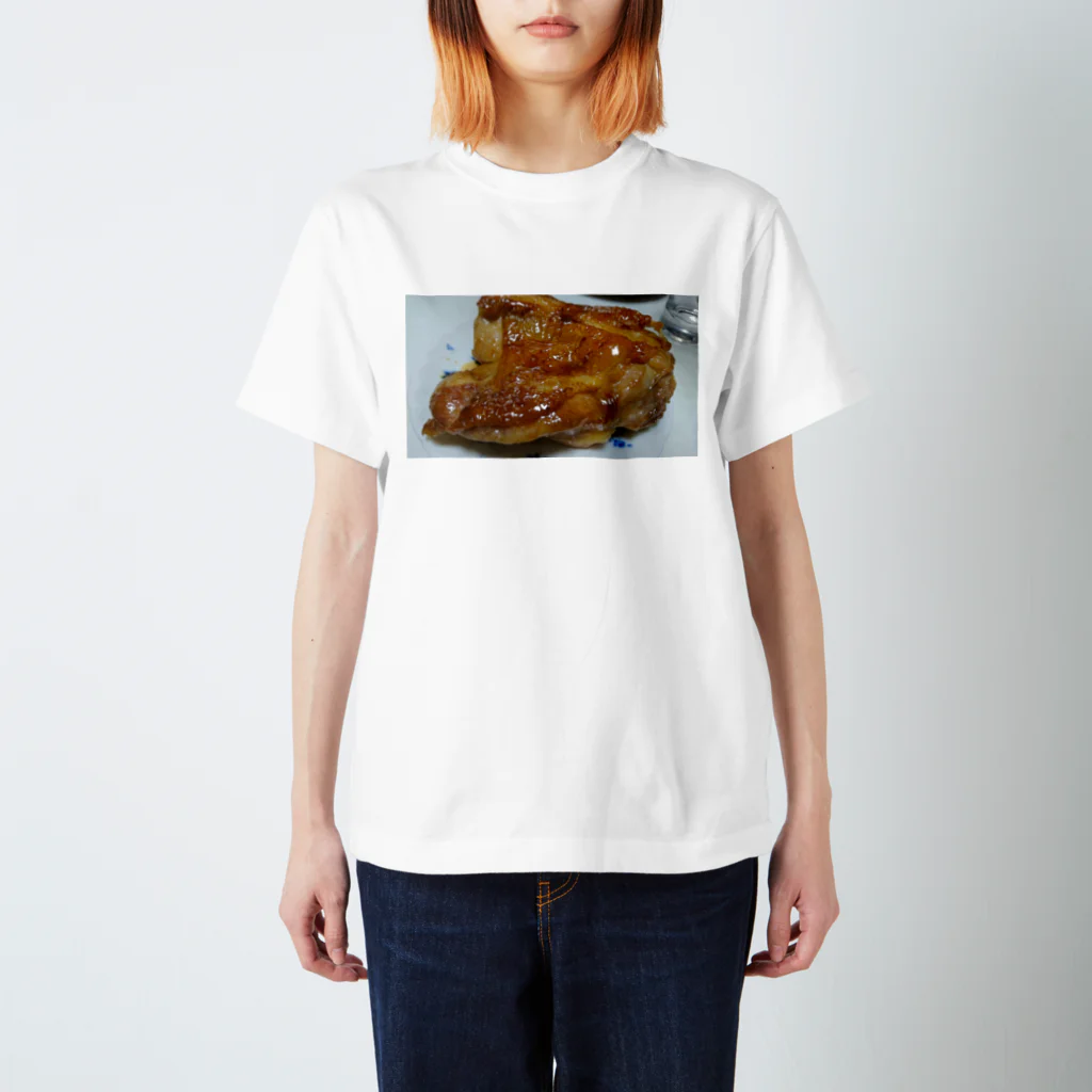 ハルカス屋（前田デザイン室）の照り焼き Regular Fit T-Shirt