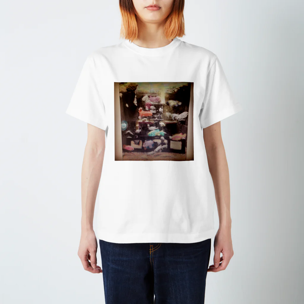 emiyの魚ギョギョ Regular Fit T-Shirt