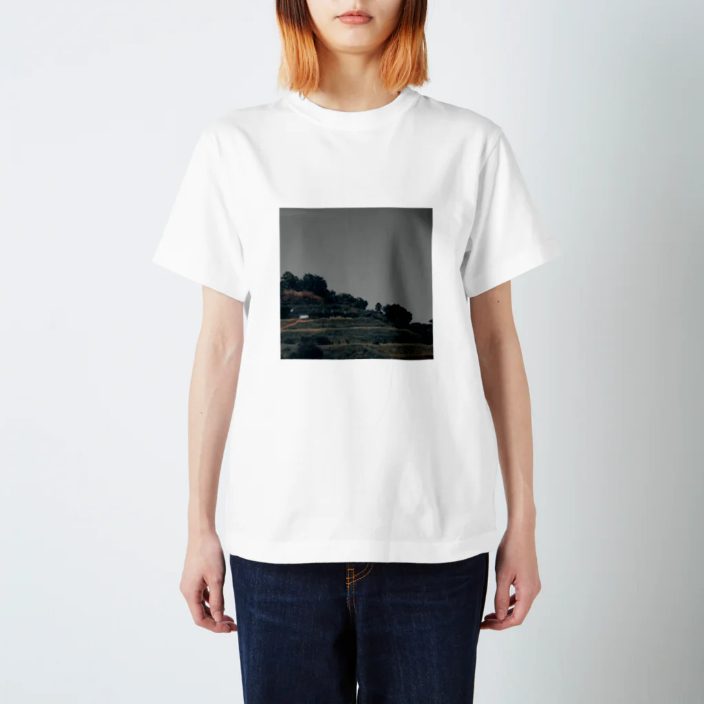 ゆのnowhere Regular Fit T-Shirt