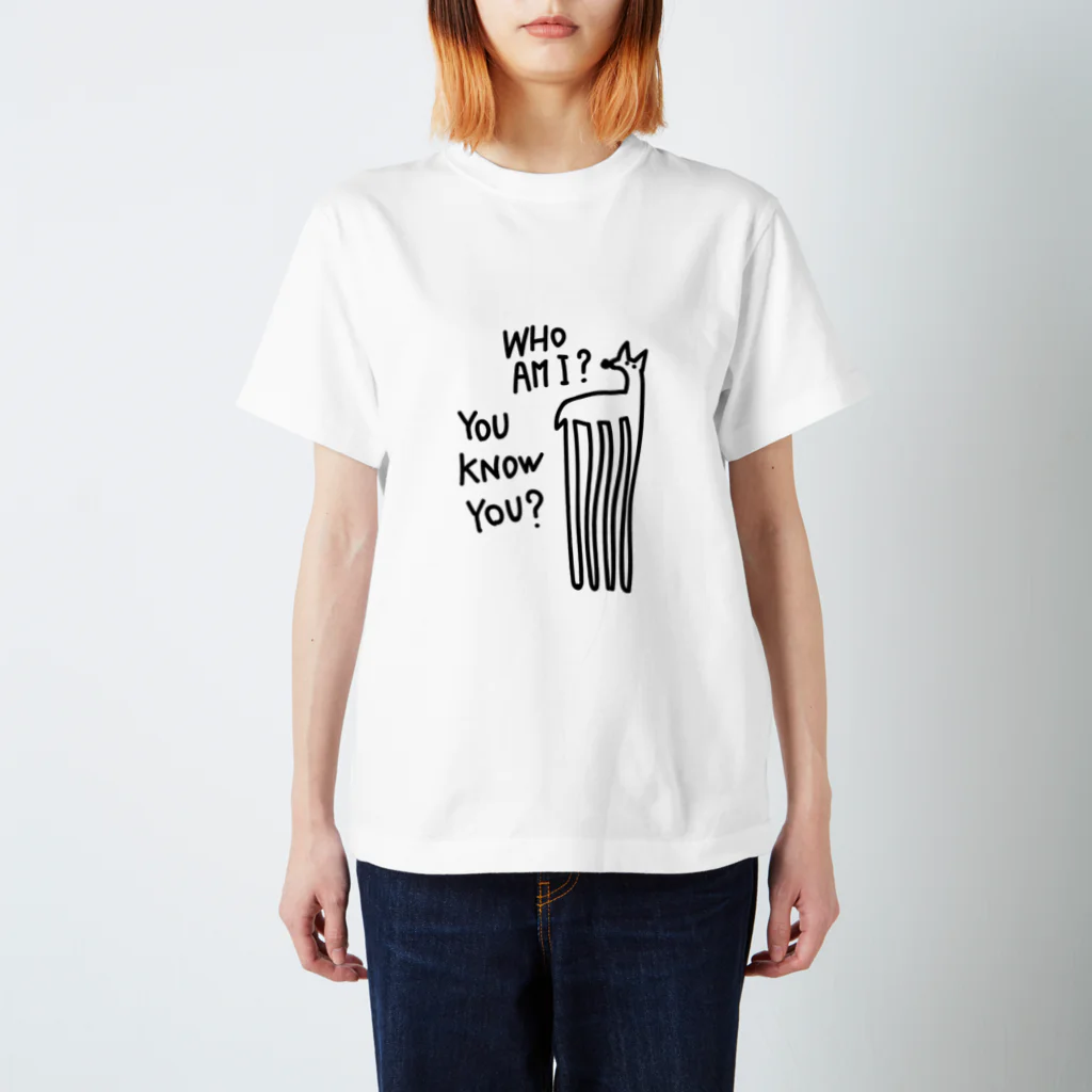 Shimiru.k's SHOP -しみるけいのおみせ-のWHO AM I ? Regular Fit T-Shirt