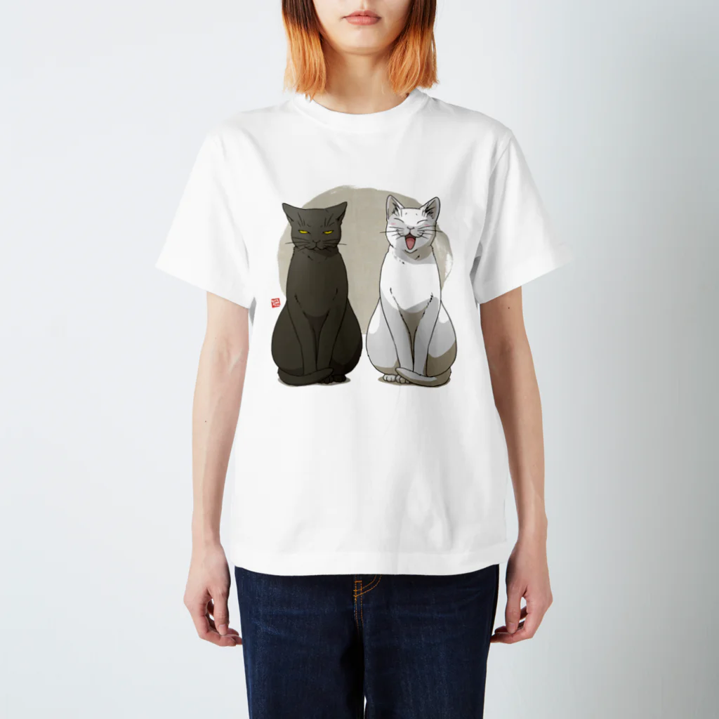 jyajyaオリジナルの白猫黒猫お座り 티셔츠