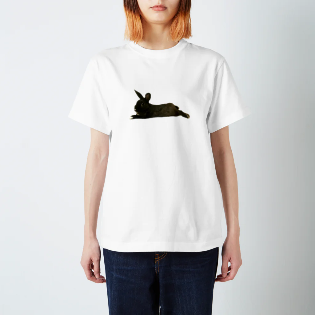 くろののびのび黒うさぎ Regular Fit T-Shirt