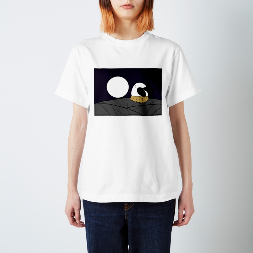 シマエナガの「ナガオくん」公式グッズ販売ページの花札「月とシマエちゃん」 Regular Fit T-Shirt