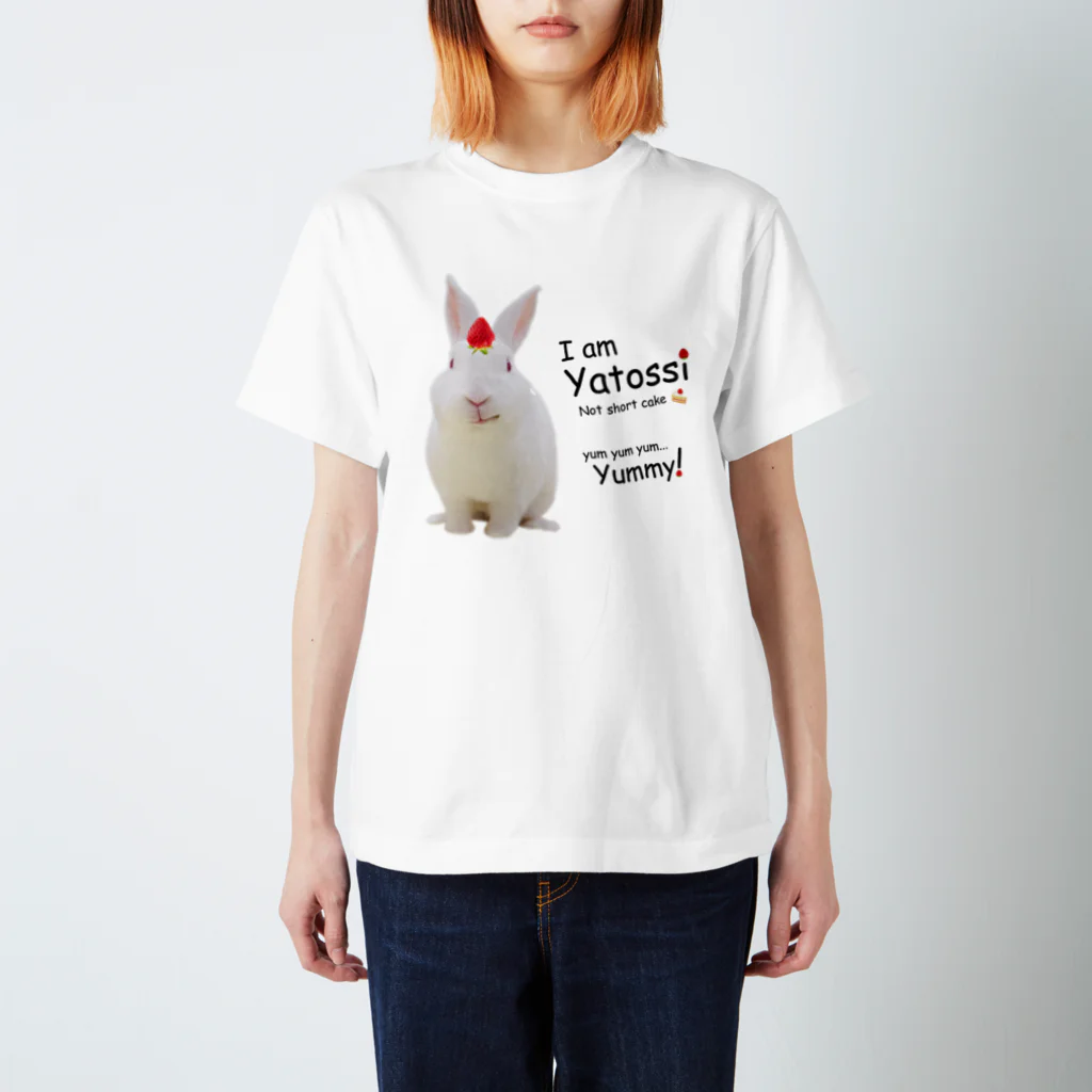 Time is BunnyのIamYatossi うさぎ？ショートケーキ！？Ver Regular Fit T-Shirt