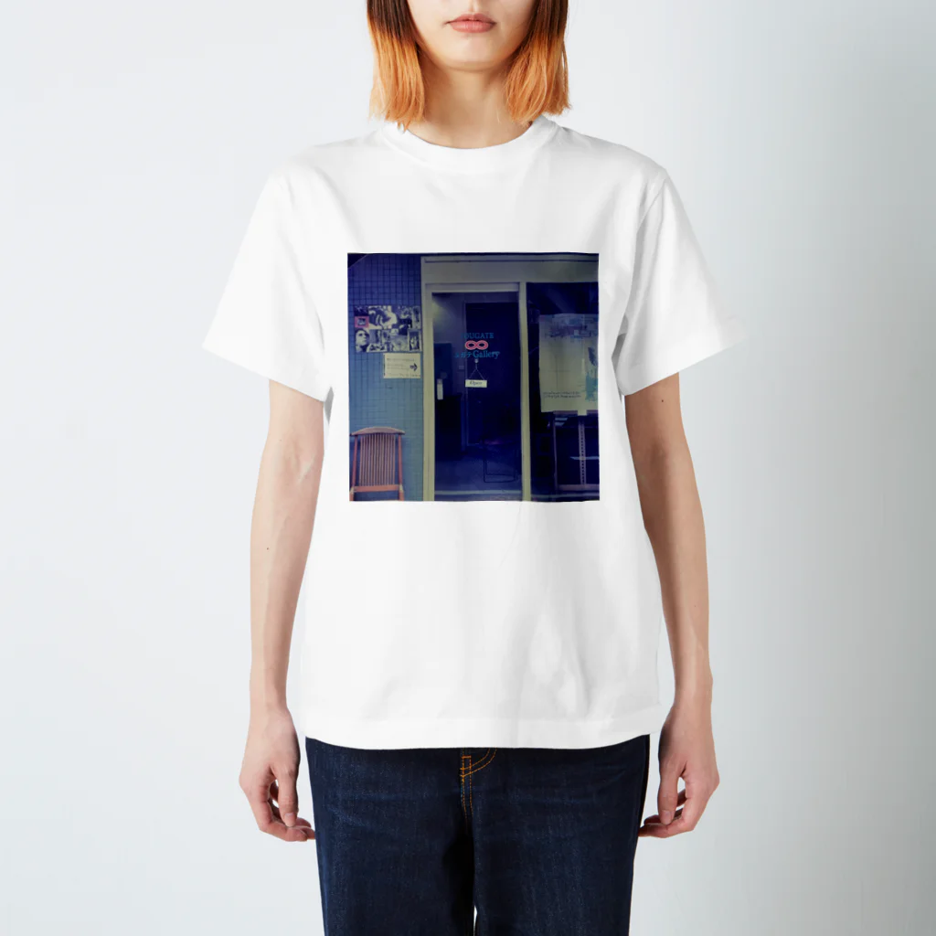 demianfanのentrance Regular Fit T-Shirt