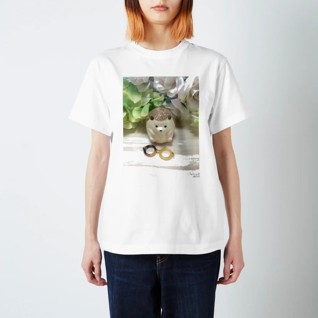 NEKOのはりねずみ木内さん Regular Fit T-Shirt